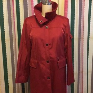 Cole Haan raincoat with remove-able lining